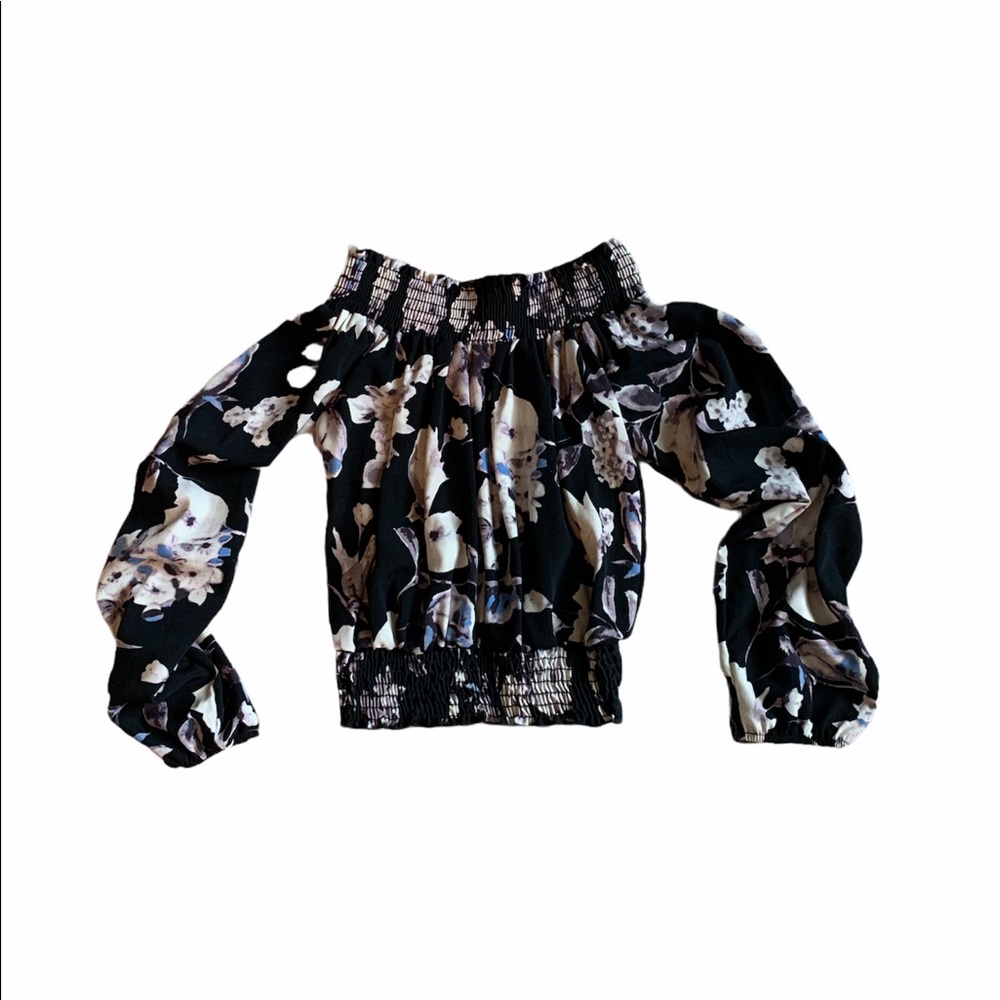 Altar’d State Off the shoulder Blouse